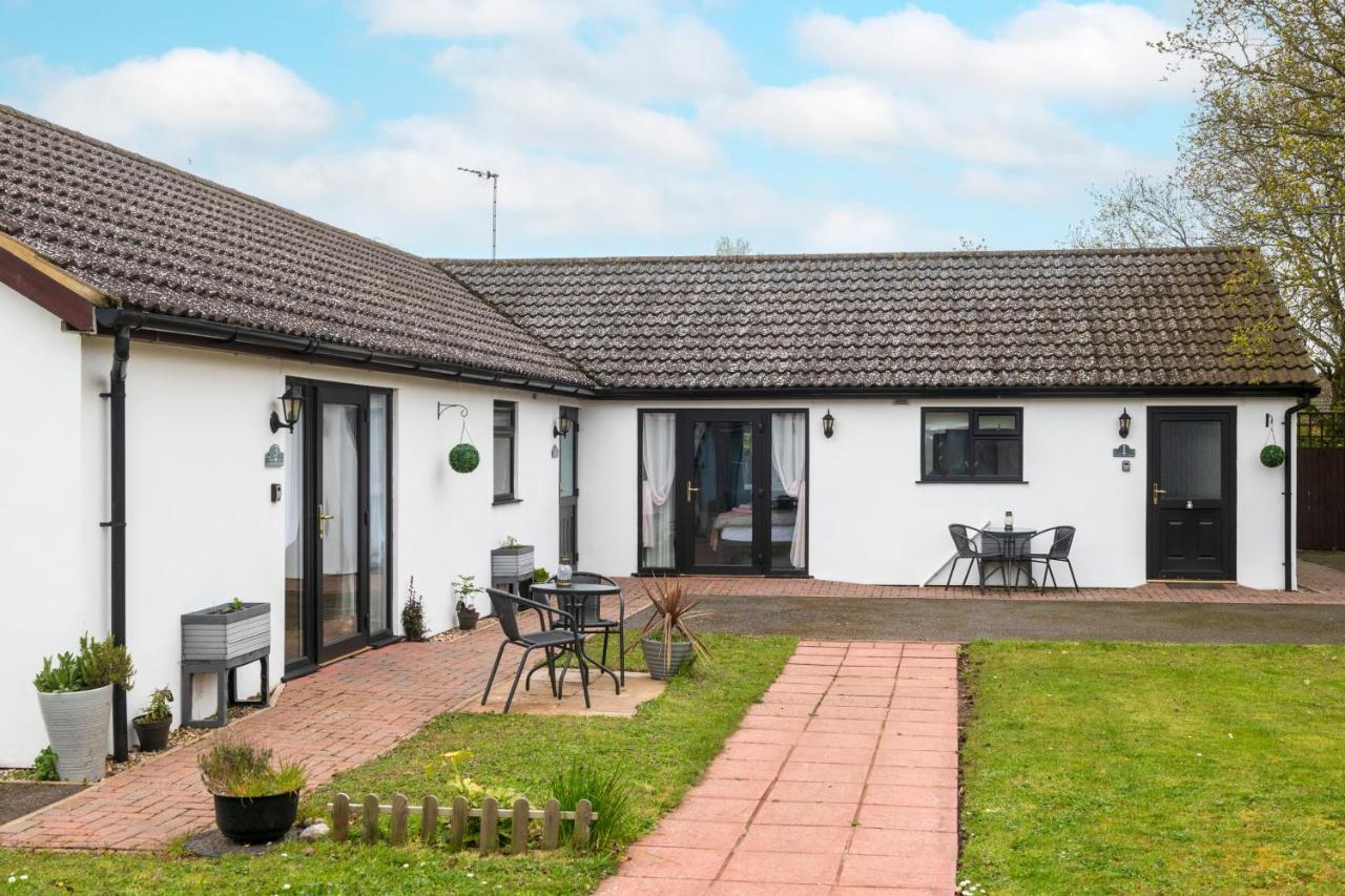 Number 3, Lytton Tree Lodge, Reydon, Southwold Eksteriør bilde